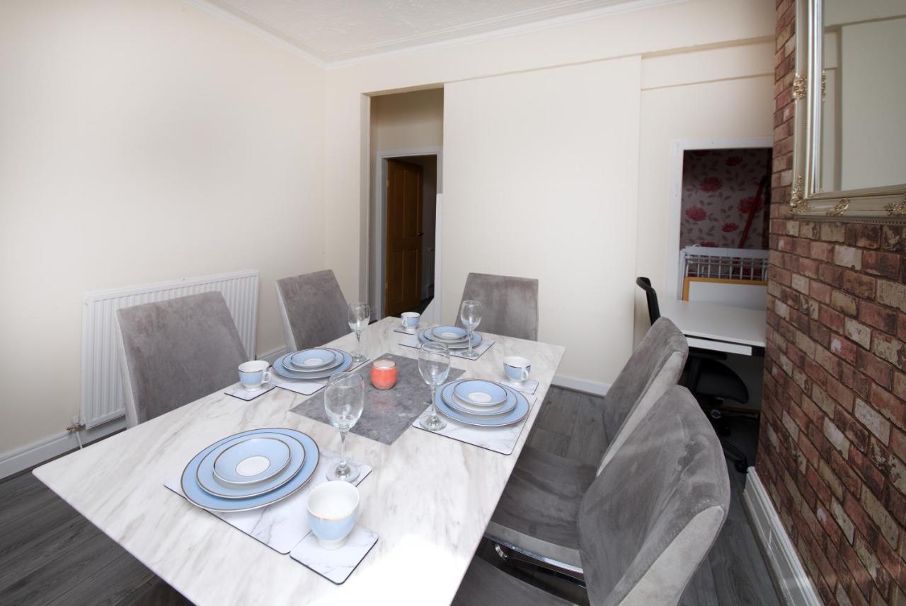 Crystal House 10Min To Manchester City Centre Ideal For Work And Leisure Екстер'єр фото